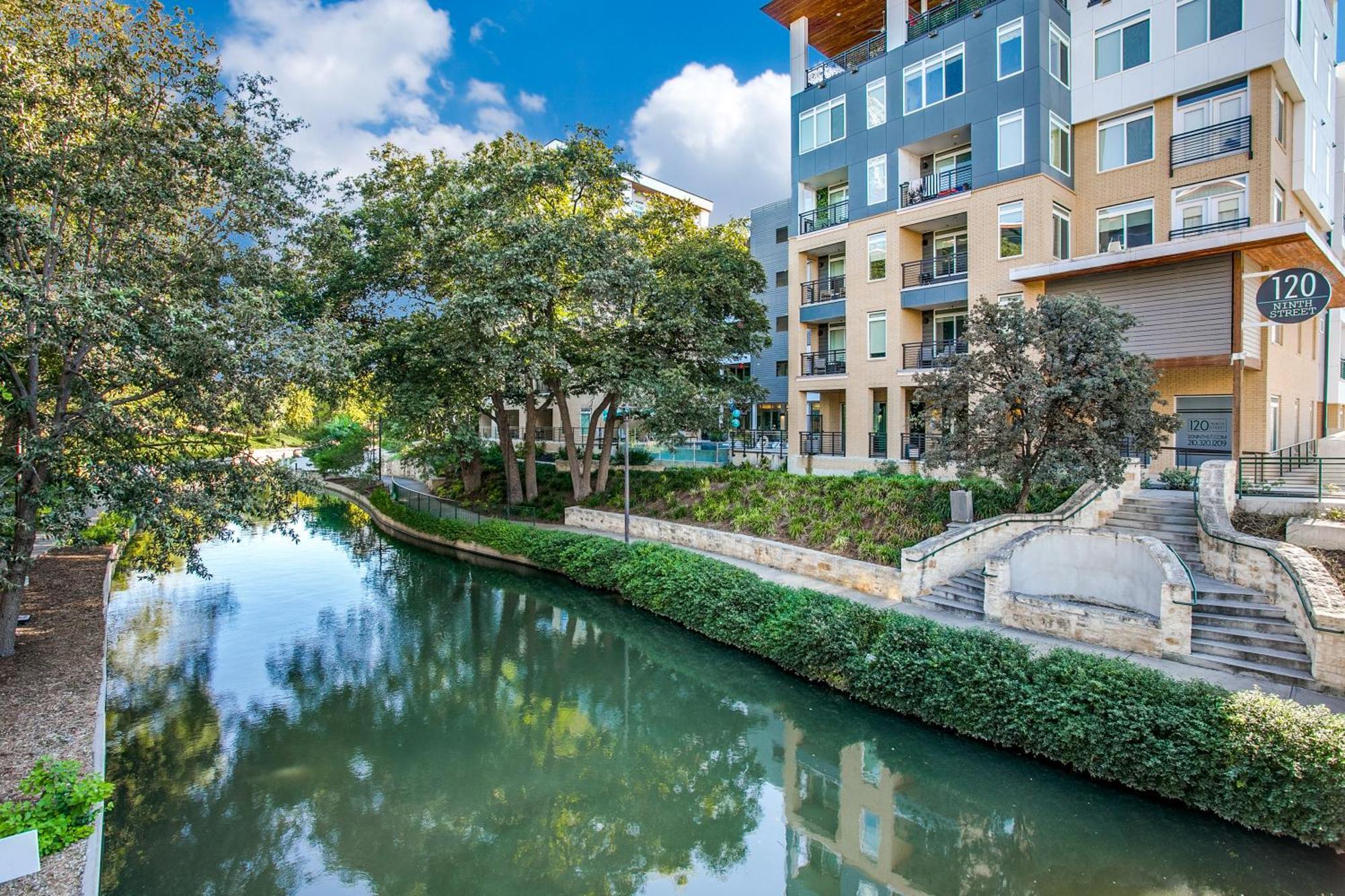 סן אנטוניו Lush Downtown Condo On Riverwalk W King Ste, Free Parking, Pet Friendly, Centrally Located On Riverwalk מראה חיצוני תמונה
