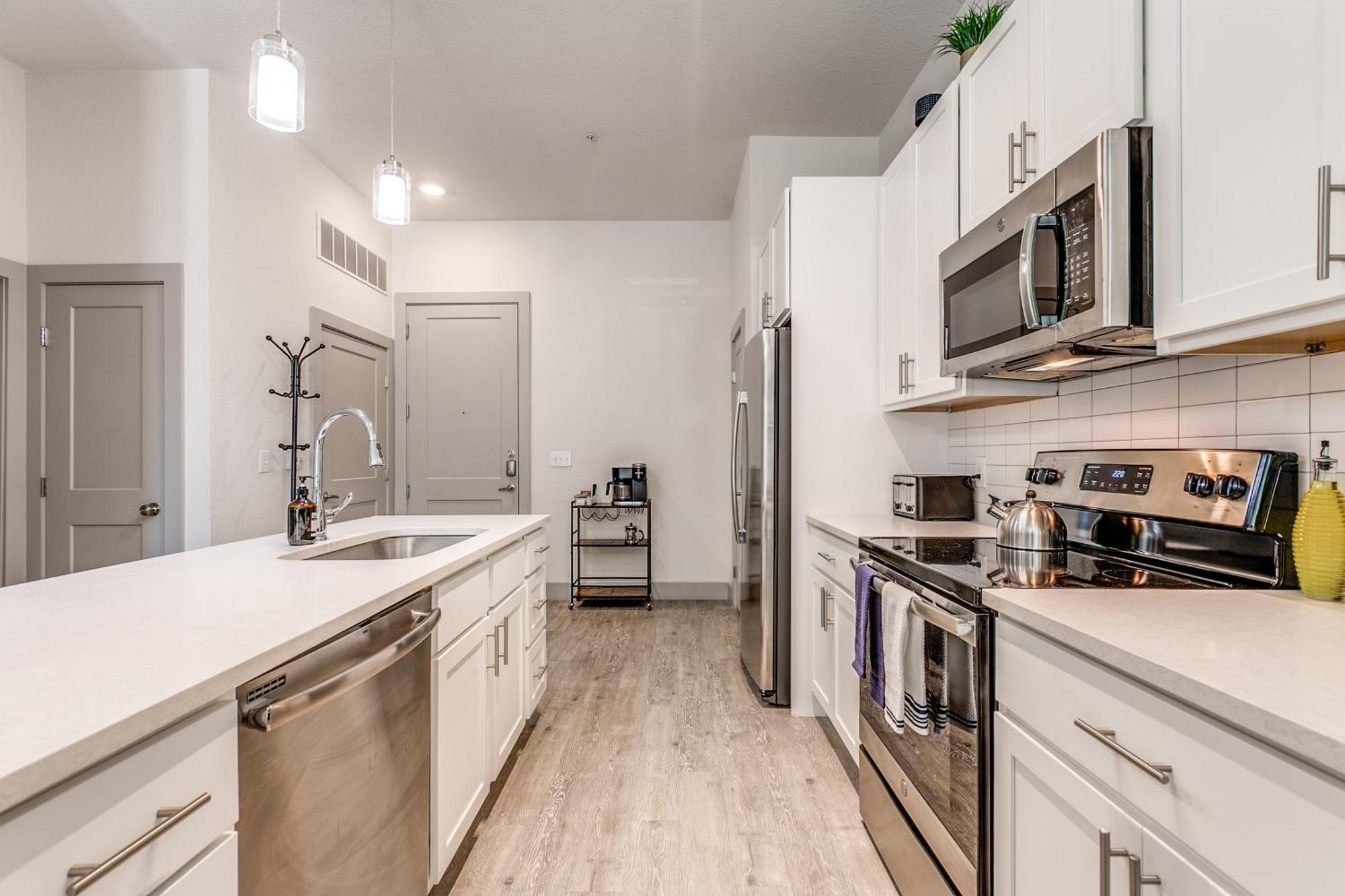 סן אנטוניו Lush Downtown Condo On Riverwalk W King Ste, Free Parking, Pet Friendly, Centrally Located On Riverwalk מראה חיצוני תמונה